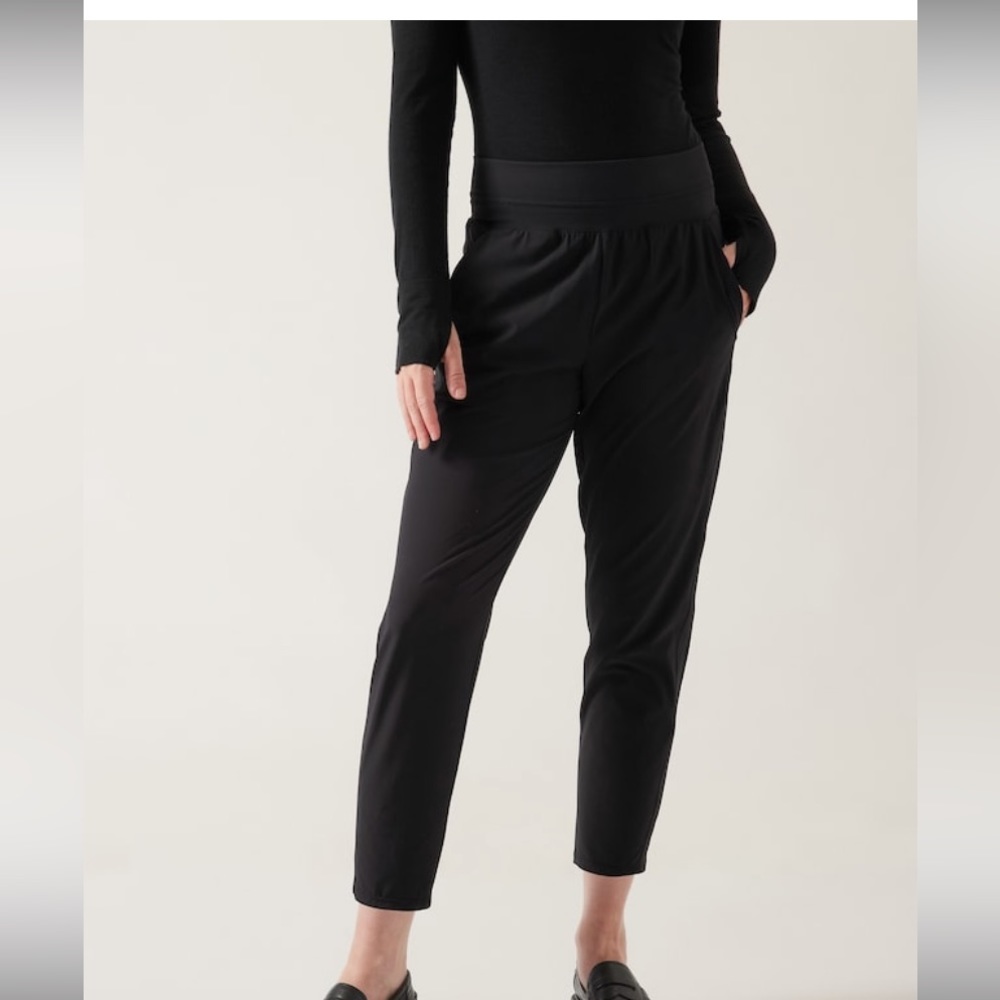 ATHLETA Nolita slim tapered crop pant
